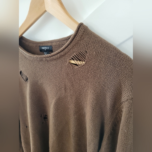 Forever 21 Distressed Drop-Sleeve Sweater - Size Small - Gently Worn - Picture 5 of 6